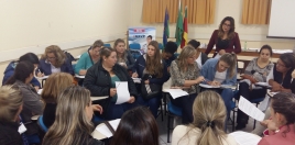 construir coletivamente a pactuação da prática de Educação Permanente em Saúde como estratégia reflexiva para qualificar a Atenção Básica na 6ª CRS.