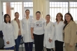 Diretora posa com grupo de vacinação 